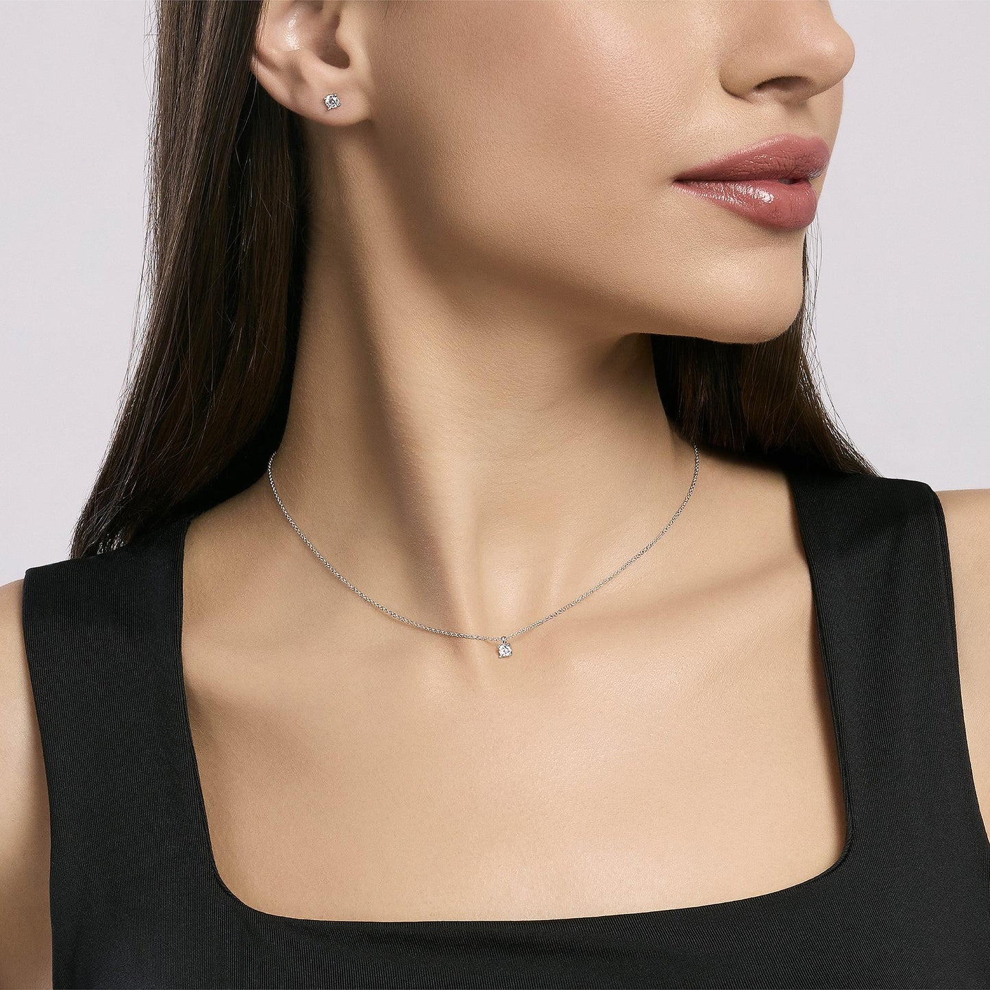 Girocollo Shiny in Argento con Punto Luce 553549