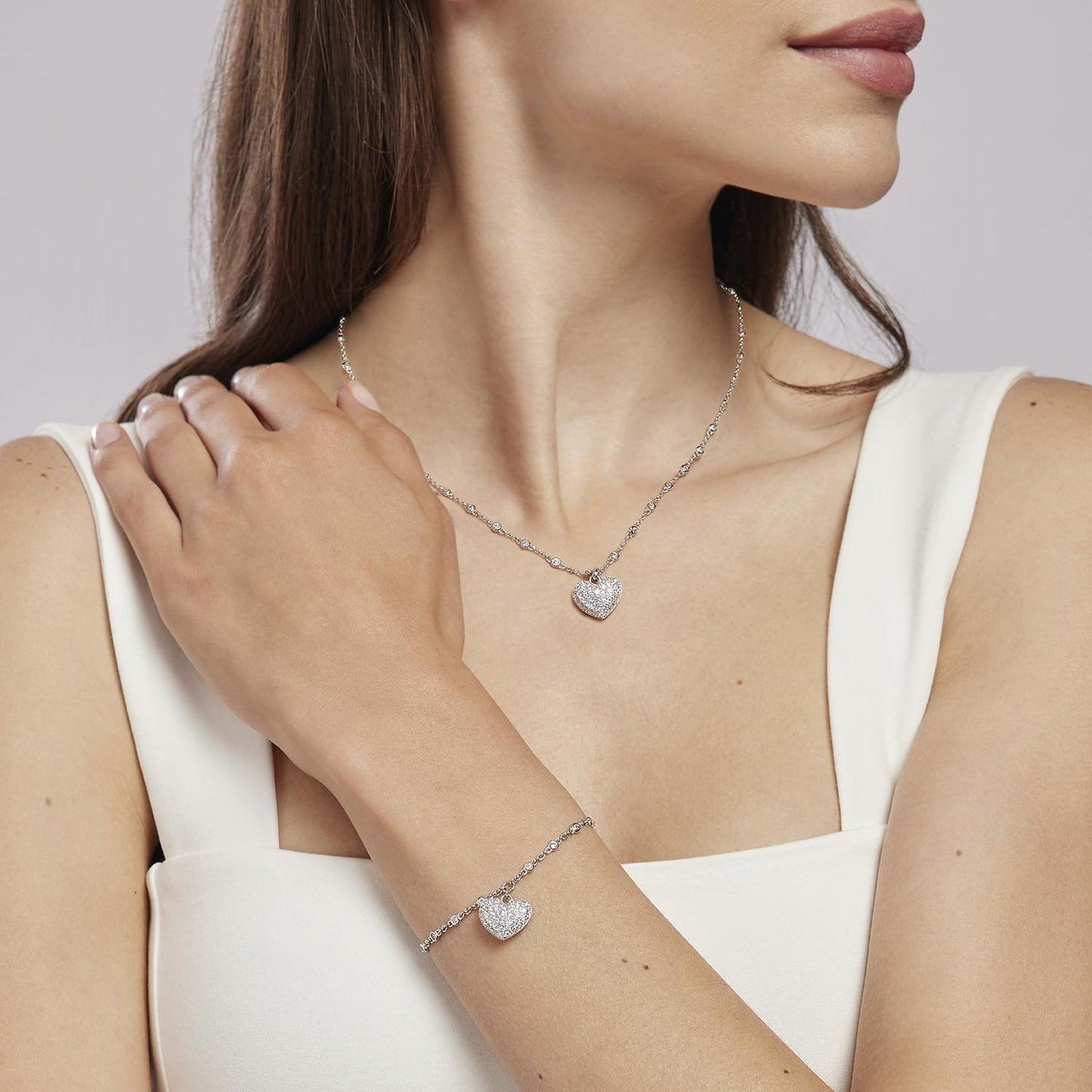 Collana Gesto D'amore Cuore e Zirconi 553412