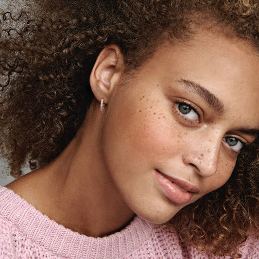 Pendientes Círculo Piedras y Corazones 286317C01