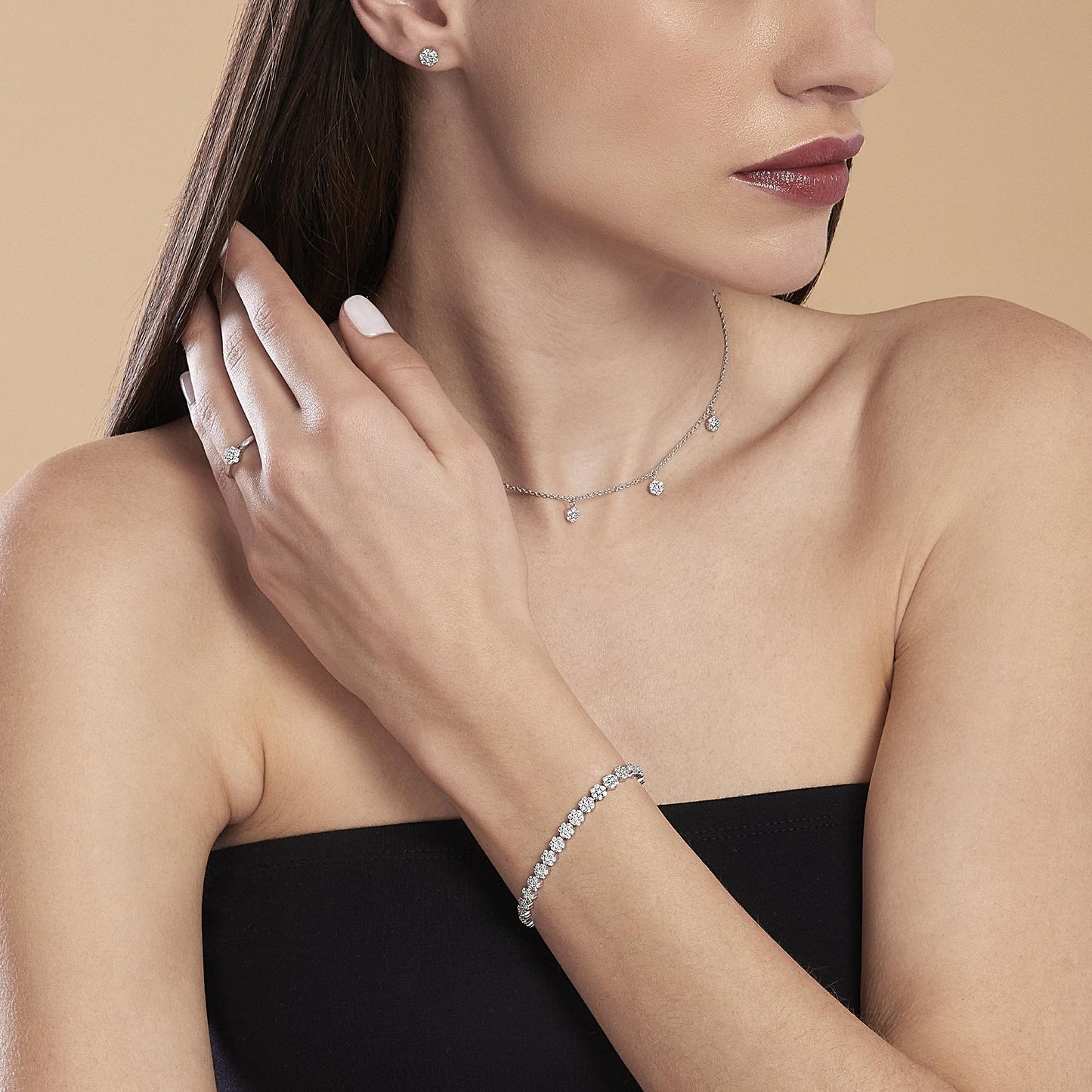 Bracciale Con Zirconi a Forma Di Fiore 533561