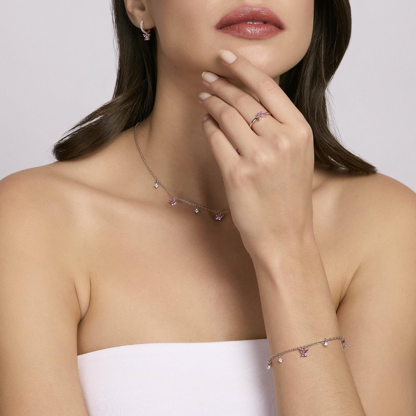 Orecchini a Cerchio con Farfalla Secret Garden 563573