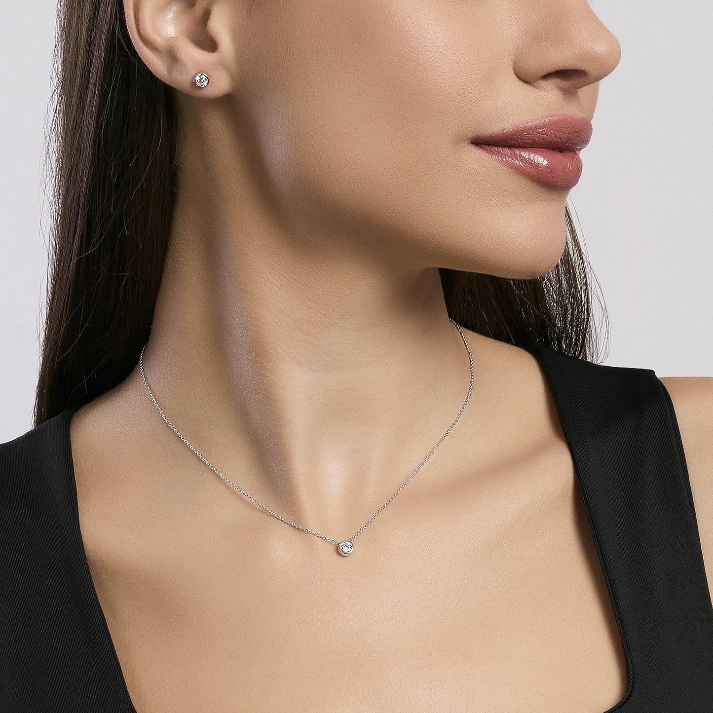 Orecchini Punto Luce 4mm in Argento Shiny 563601