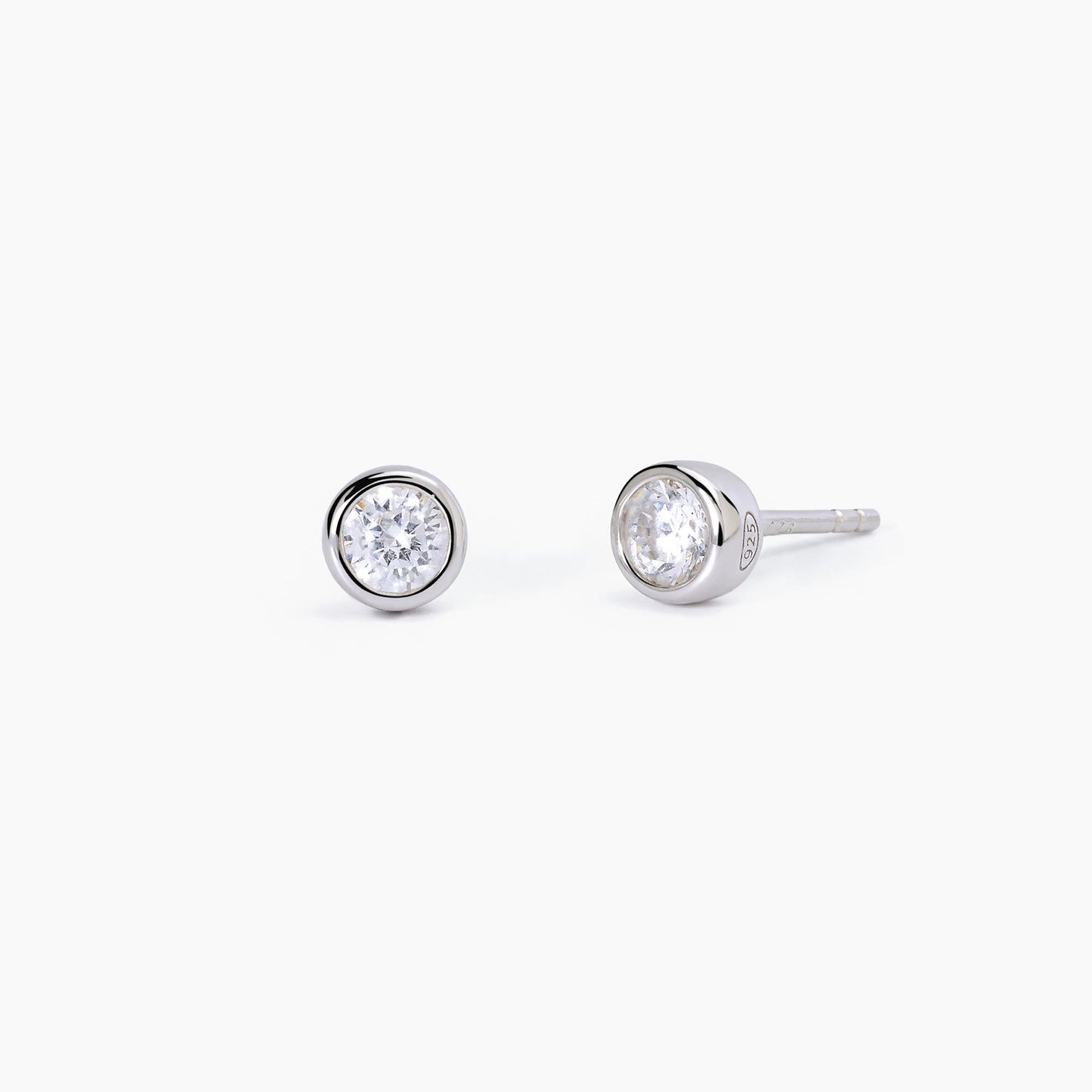 Orecchini Punto Luce 4mm in Argento Shiny 563601
