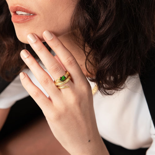Anello Dorato a Spirale con Serpente Verde 008EXA0010000