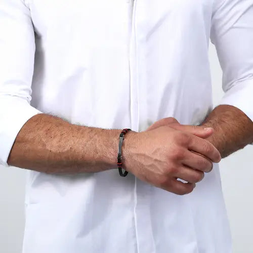 Pulsera Hombre Bandy Plata, Negra y Roja SZV93