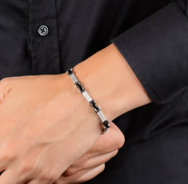 SKR36 Pulsera de plata y acero negro para hombre