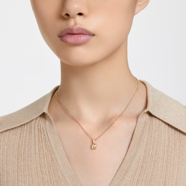 Collana Pendente Stilla Dorata 5648749