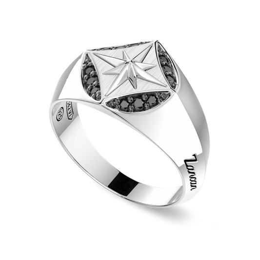 Anello Uomo Chevalier in Argento ESA055