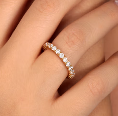 Anello Scintille Dorato SAQF170