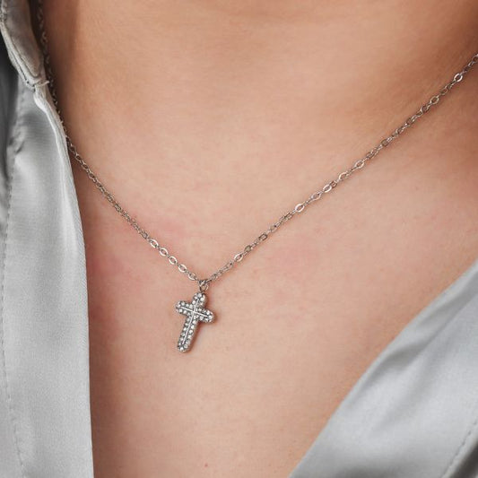 Collana Rodiata con Pendente a Croce Latina, Croce e Zirconi CR/GR08