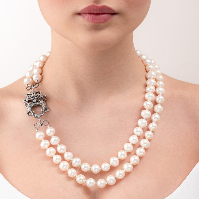 Collana con Perle Bianche e Maschera 27555B