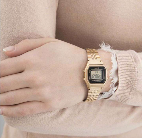 Casio oro 2025 e nero